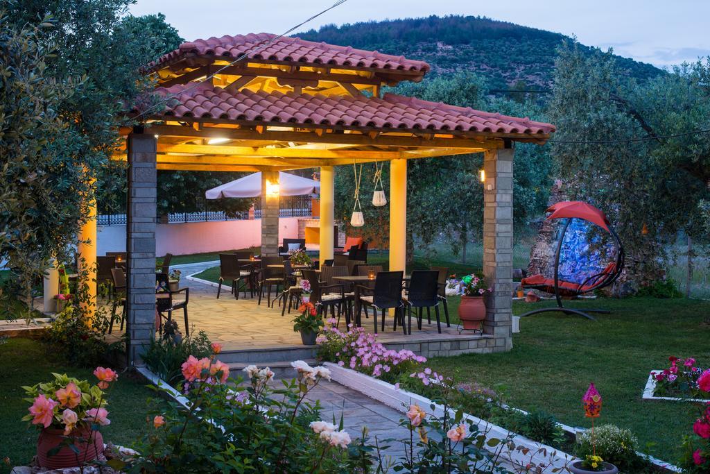 Pension Maria Astris Bagian luar foto